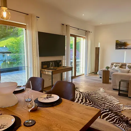Daire Penthouse Bergseetraum Mit 102 Qm Dachterrasse Walchsee